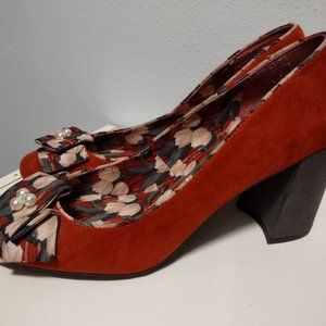 Ruby Shoo ModCloth bow printed Mid heels